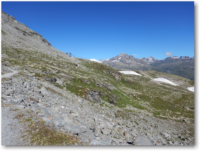 murtel - mittelstation der gondelbahn auf den piz corvatsch