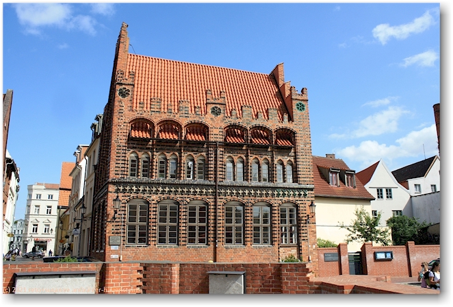 dampf wasch- und plaett-anstalt in wismar
