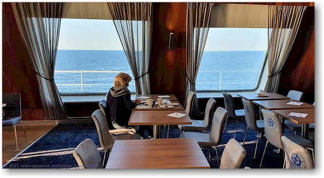 susanne im restaurant der finnstar