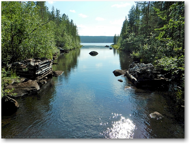 einmuendung des tuoljebaecken in den stora luleaelven im muddus nationalpark