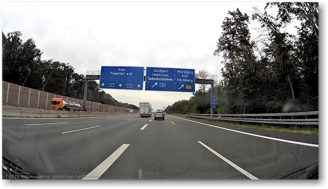 ausfahrt von der A3 in die A81