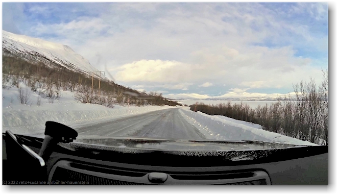 fahrt ueber die E10 von abisko nach bjoerkliden