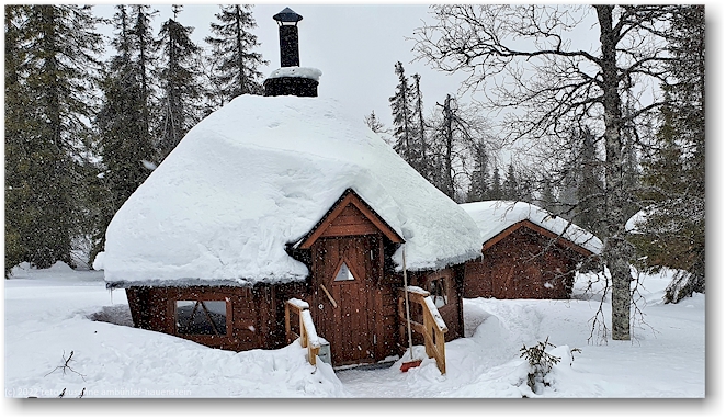 mustavaara campfire hut an der loipe im pallas-yllaestunturi nationalpark