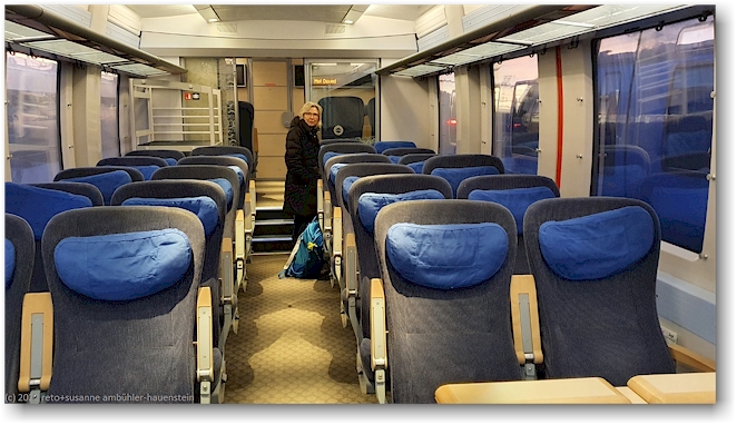 moderner wagen im regionalzug der SJ