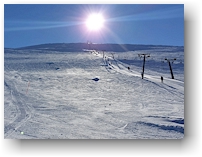 strahlender wintertag im skigebiet von are