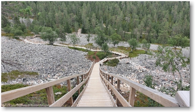 endlose treppe auf der nordseite des ukko-luosto