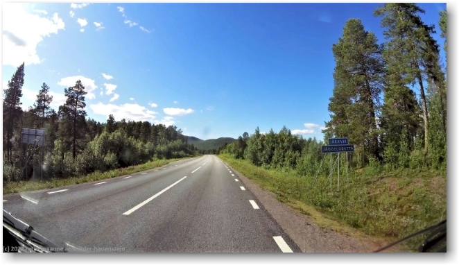 ortsschild jaekkvik an der strasse 95 - oft auch jaeckvik geschrieben
