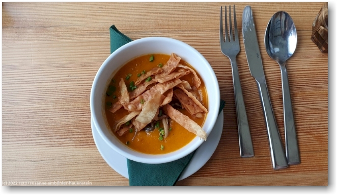  tomatensuppe mit pilzen als vorspeise