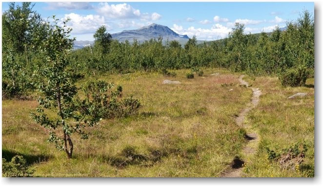 kungsleden am fuss des lastakvarto