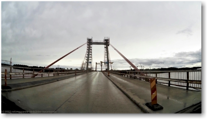 bruecke ueber den stroems vattudal bei stroemsund