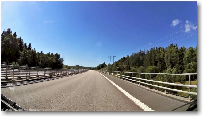 4-spurige strasse 44