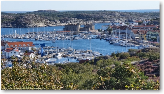 hafen von marstrand mit festung