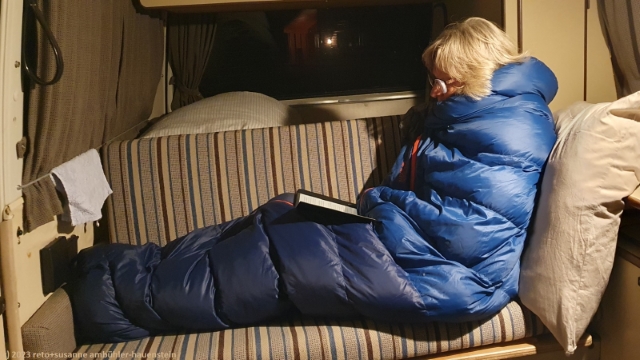 susanne findet es sei kuehl in unserem jogi