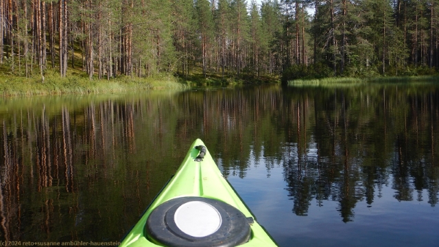 im kajak unterwegs auf dem syvae-hoilua im hossa nationalpark