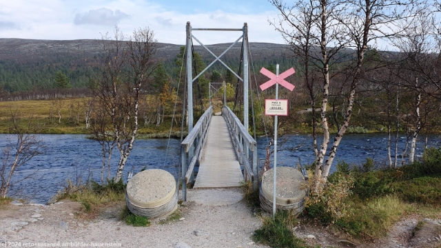 haengebruecke ueber den groevlan nahe der sjoestugan