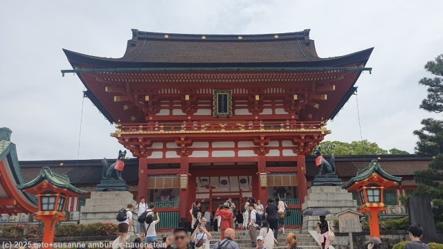 fushimi inari schrein in kyoto