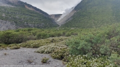 blick vom tsutsujigahara nature trail ins tal mit heissen quellen im akan-mashu nationalpark