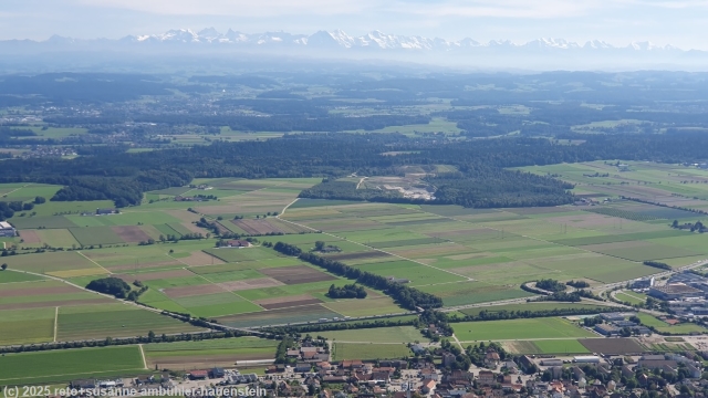 herrliches alpenpanorama vom aussichtspunkt auf der roggenflue